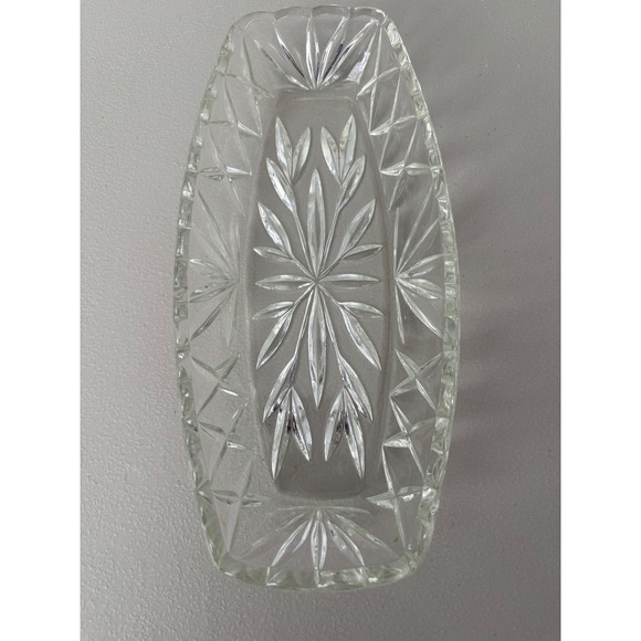 Hazel Atlas Other - VTG Hazel Atlas Prescut Clear Glass Celery 
Leaf Pattern Candy Dish Trinket Bowl